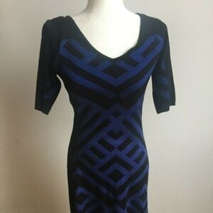Gabby Skye Blue knit dress BNWT Nordstrom sz small